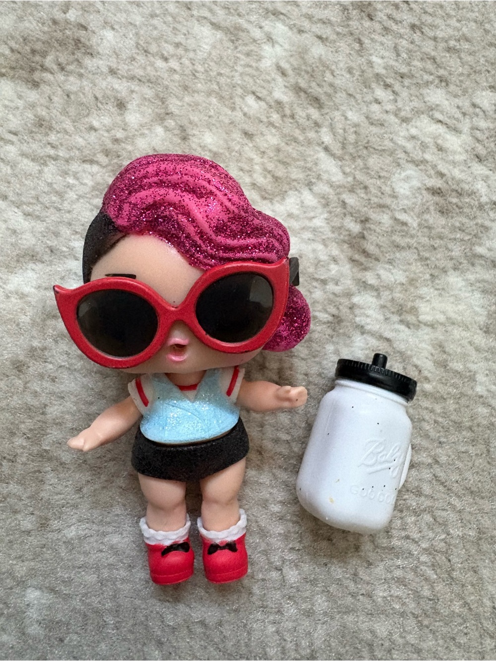 L.O.L. Surprise! Rocker Doll & Accessories